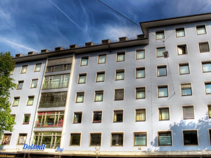 Hotel Dolomit Múnich Exterior foto